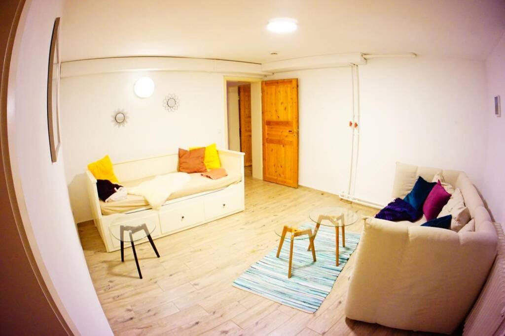 Gemuetliche 3-Zkb Wc Souterrainwohnung In Bestlage Hamburg Exterior photo