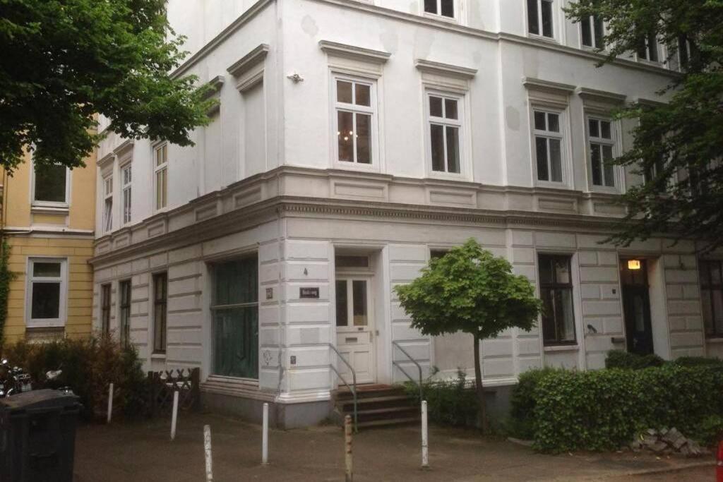 Gemuetliche 3-Zkb Wc Souterrainwohnung In Bestlage Hamburg Exterior photo